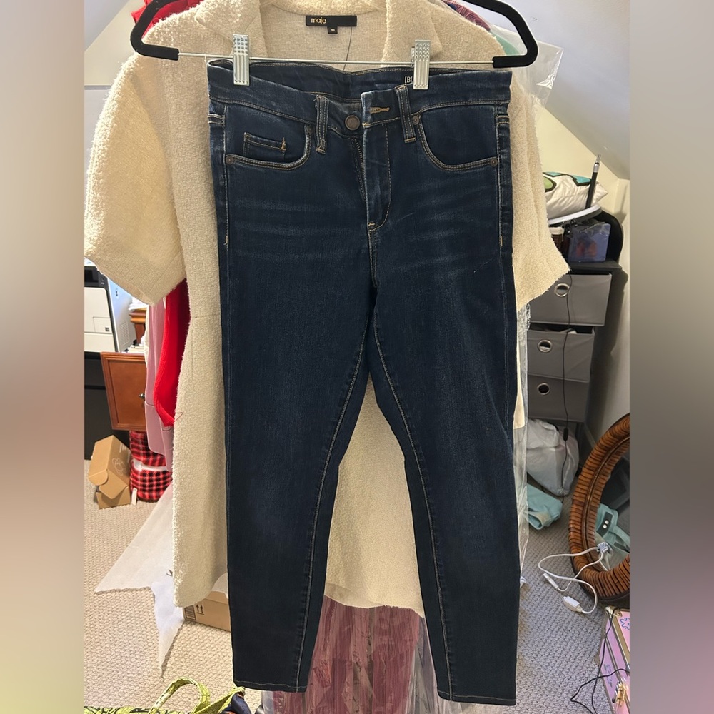 BlankNYC mid rise skinny jean size 26 worn a few times like new!